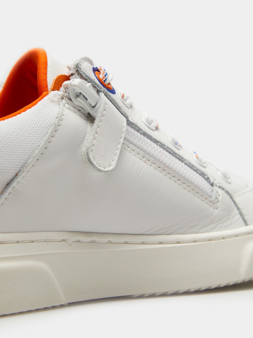 Unisex leather sneakers