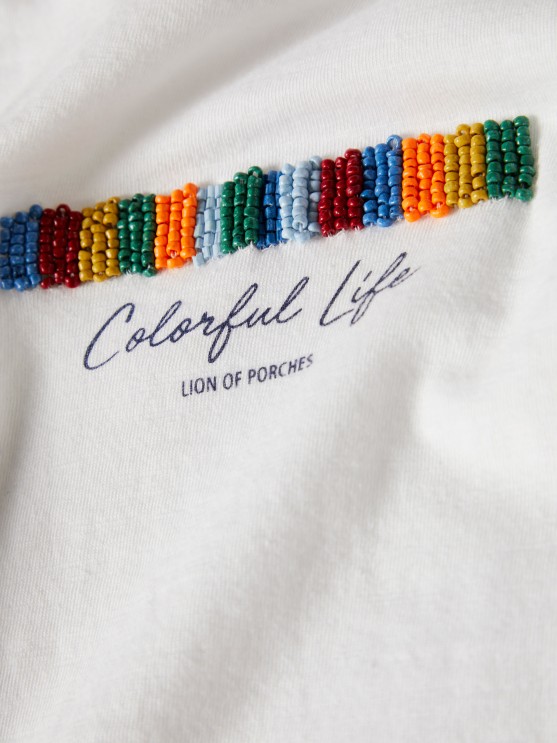 T-shirt with beads