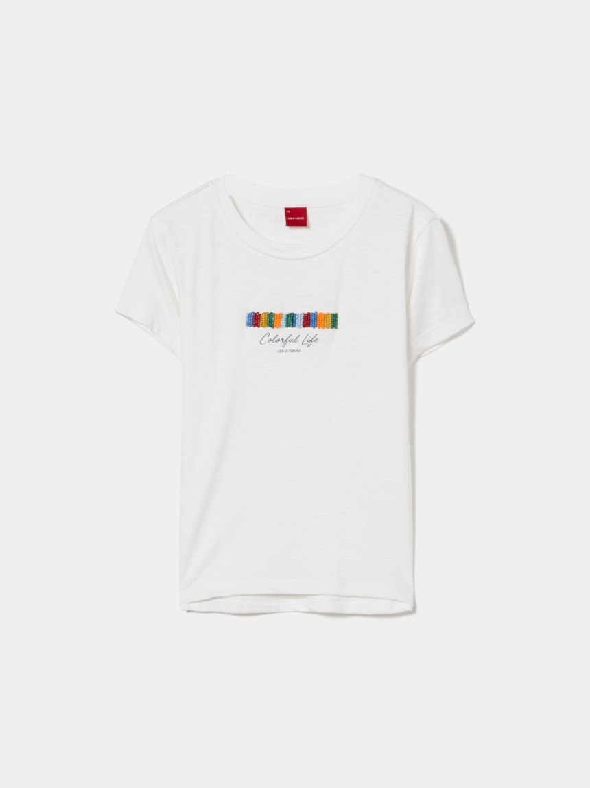 T-shirt with beads