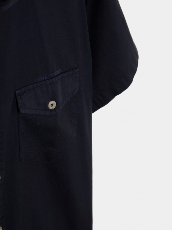Camisa slim fit de manga curta