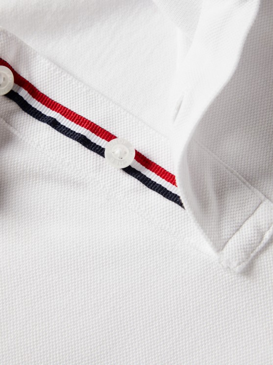 Polo ajustado
