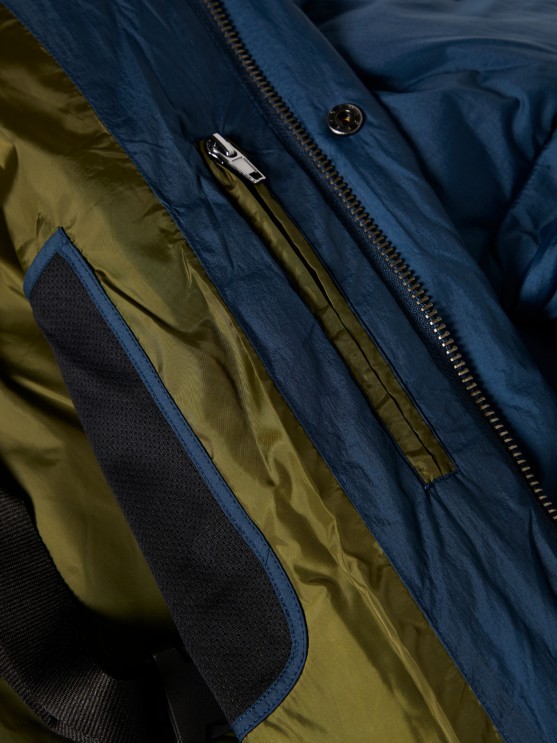 Chaqueta acolchada con capucha