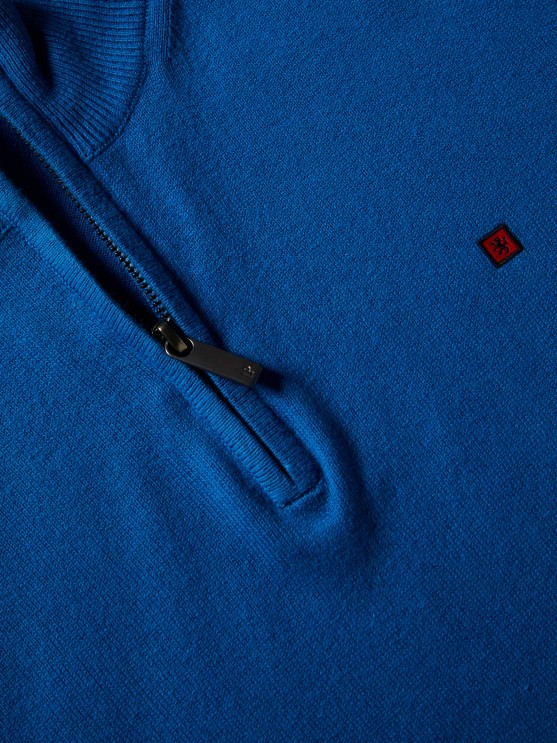 Sweater with zip
