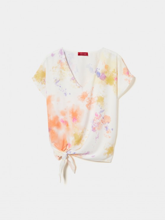 Tie dye pattern blouse