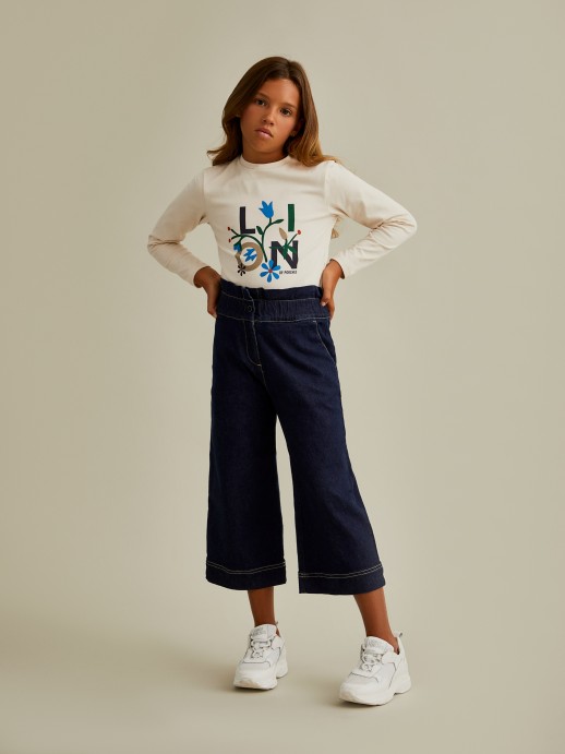 Jeans with frill