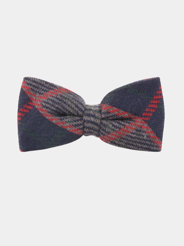 Bow tie