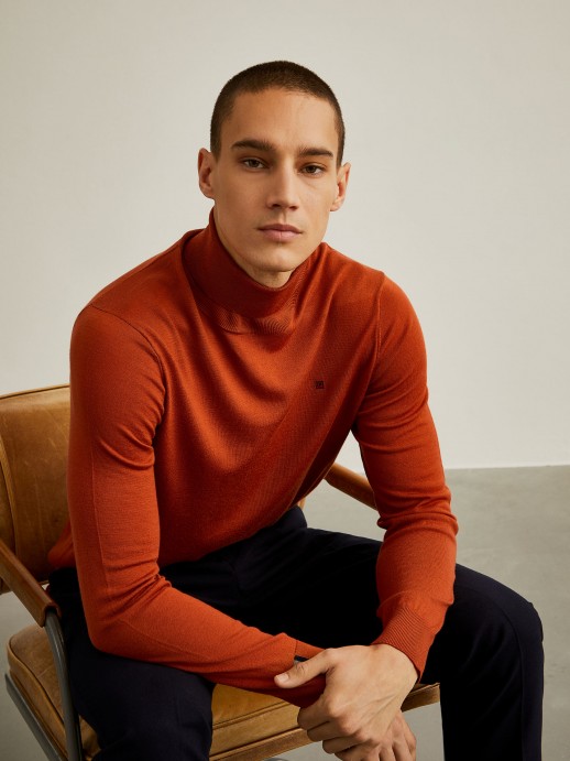 High neck jersey