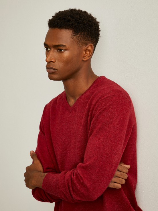 Wool pullover