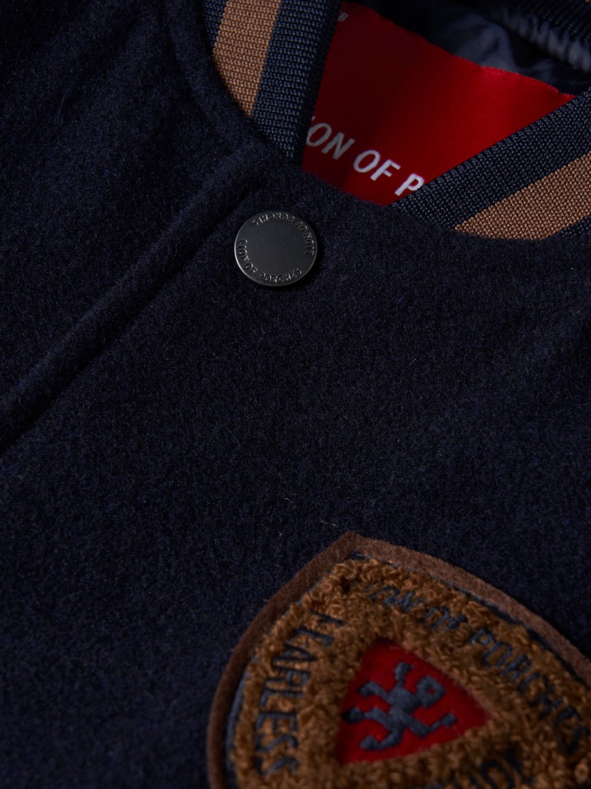 Blus�o bomber