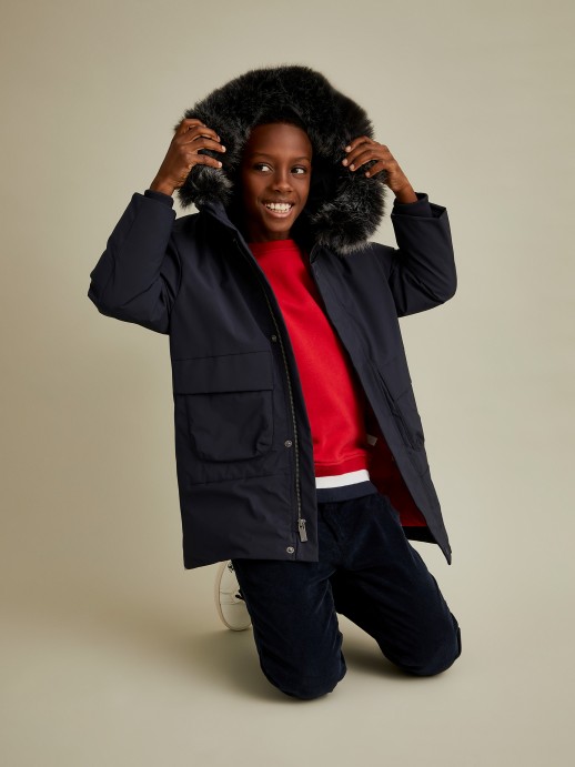 Hooded jacket with removable fur