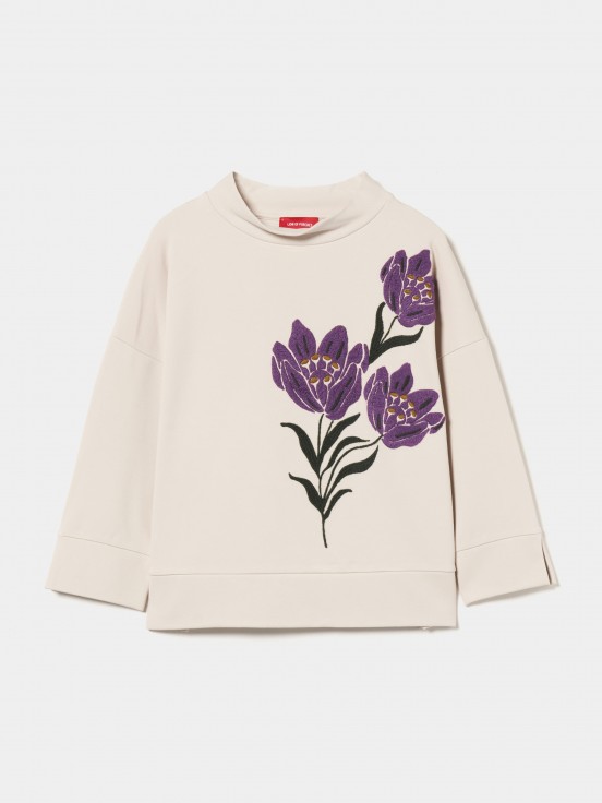 Floral embroidered sweater