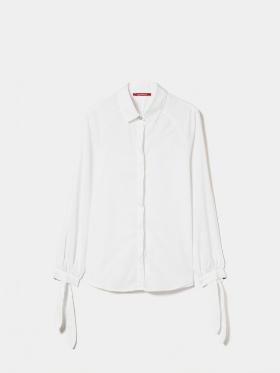 Camisa de popeln con lazo