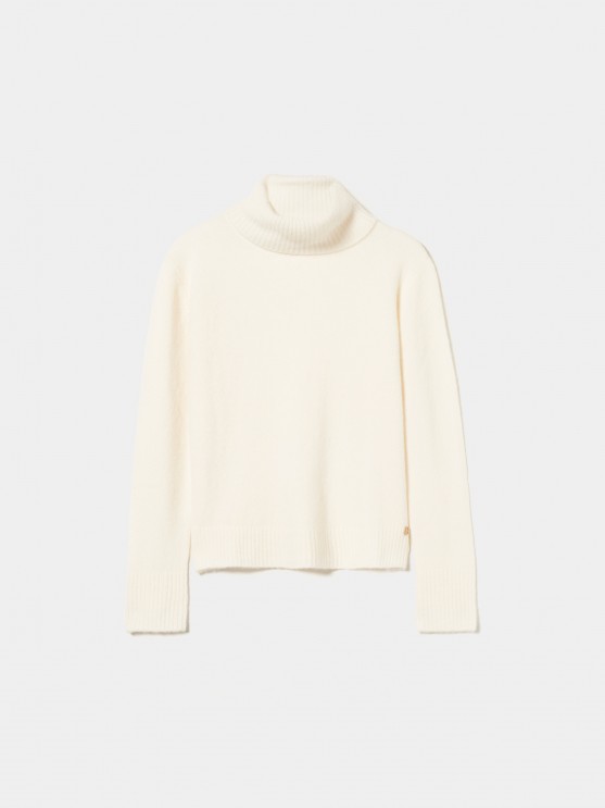 Turtleneck sweater with alpaca wool