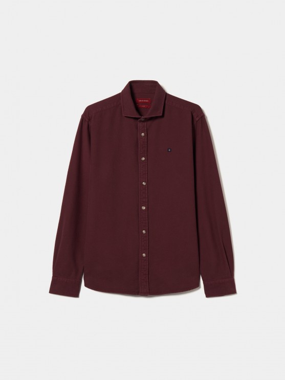 Slim fit shirt
