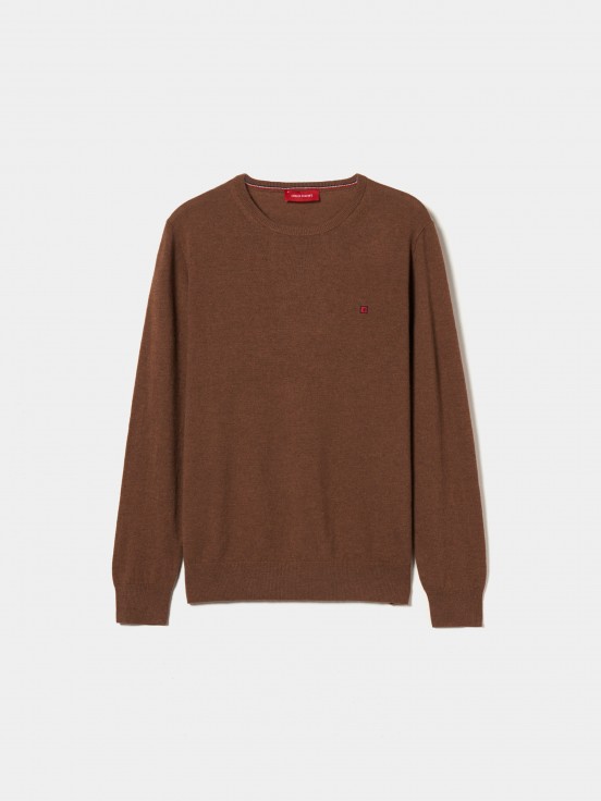 Wool pullover