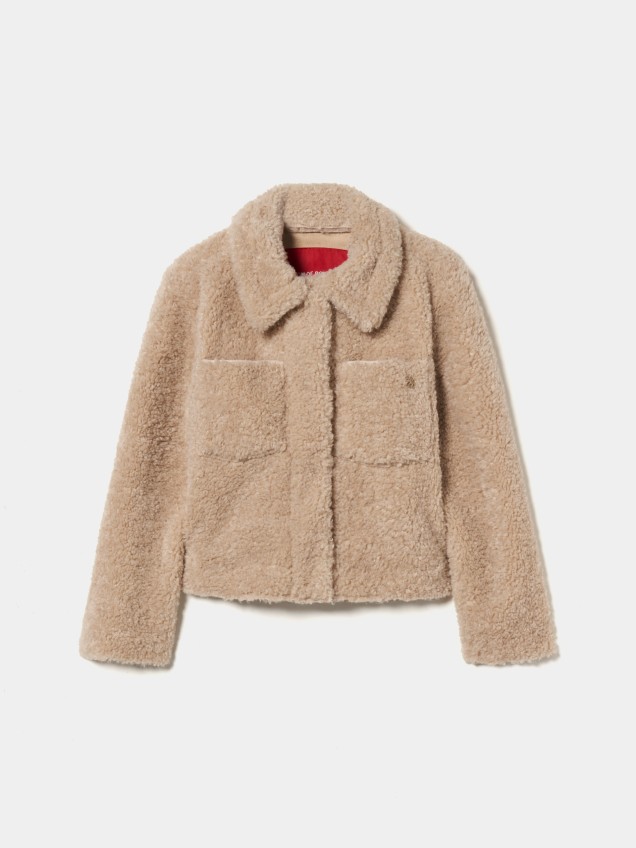 fur coat