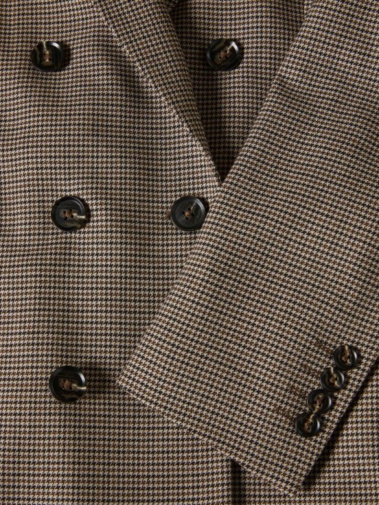 Double-breasted houndstooth blazer