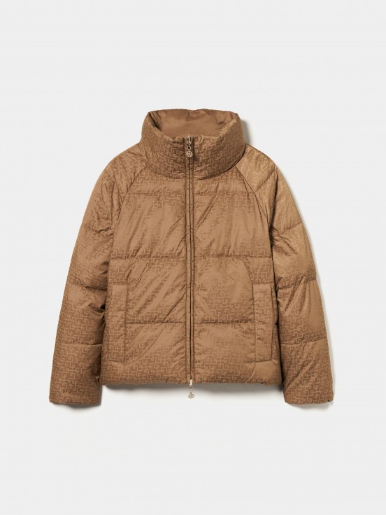 Quilted reversible jacket