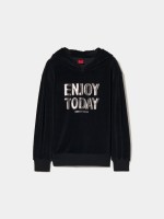 Sweater veludo com capuz