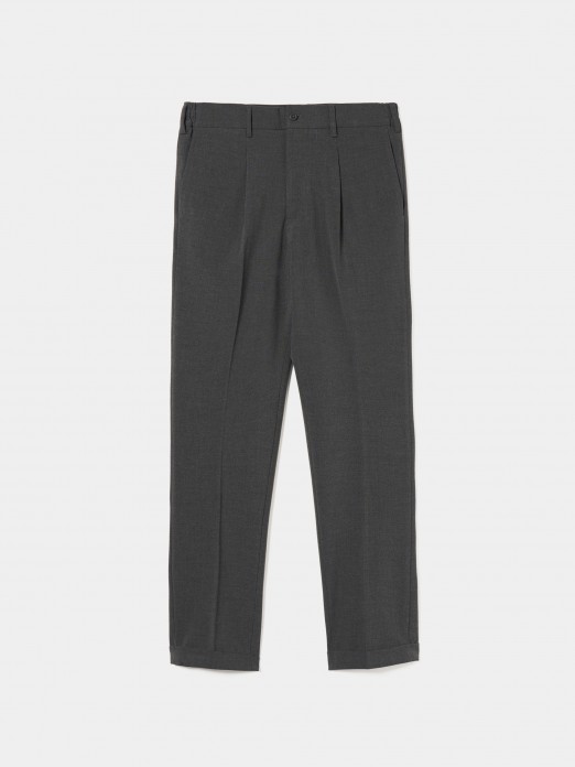 Regular fit pants with pleats