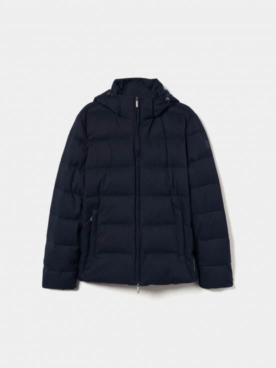 Water-repellent quilted jacket