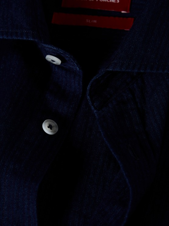 Slim fit shirt