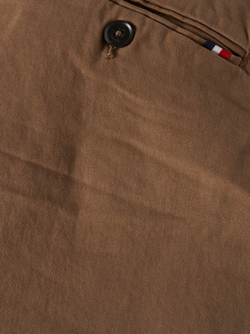 Cal�as chino regular fit