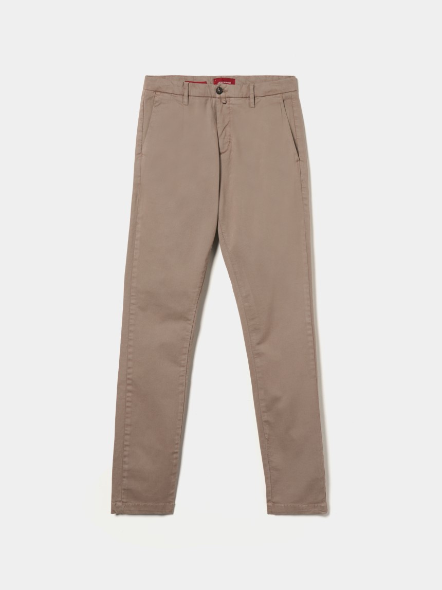 Cal�as chino regular fit