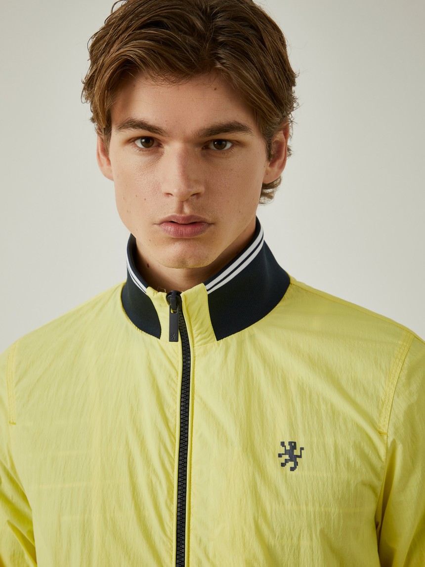 Windbreaker jacket