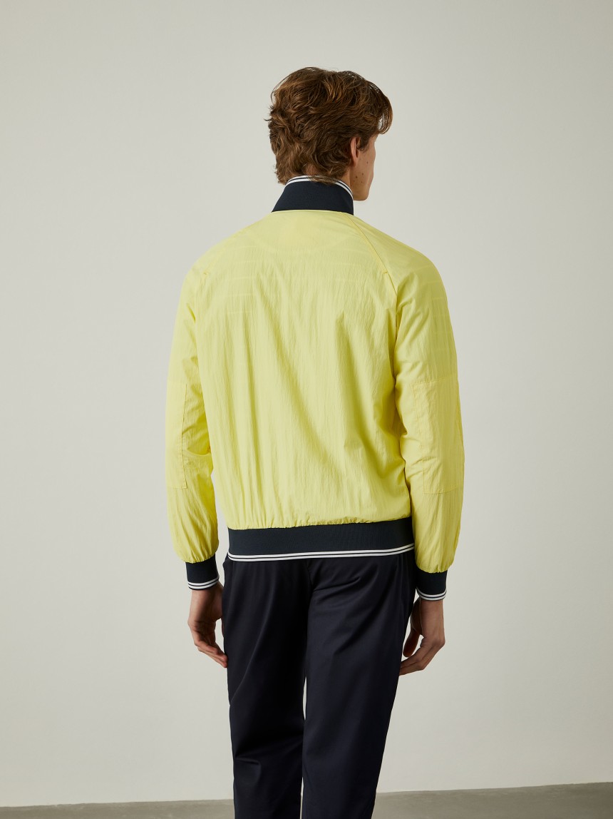 Windbreaker jacket