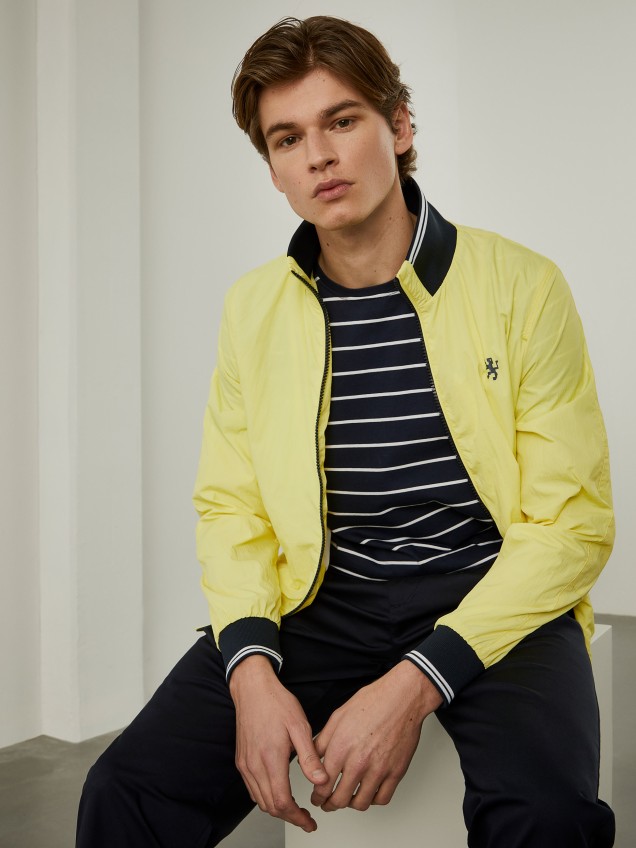 Windbreaker jacket