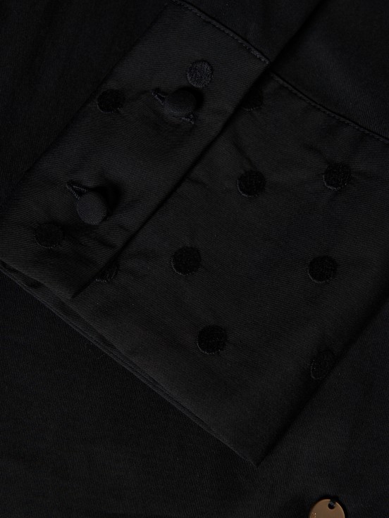 Shirt with embroidered cuffs