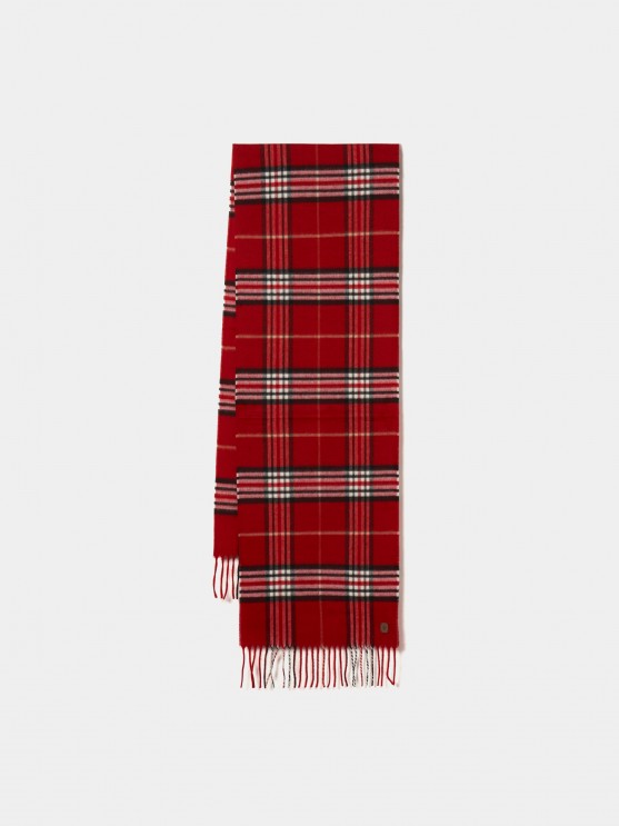 Plaid scarf with fringes