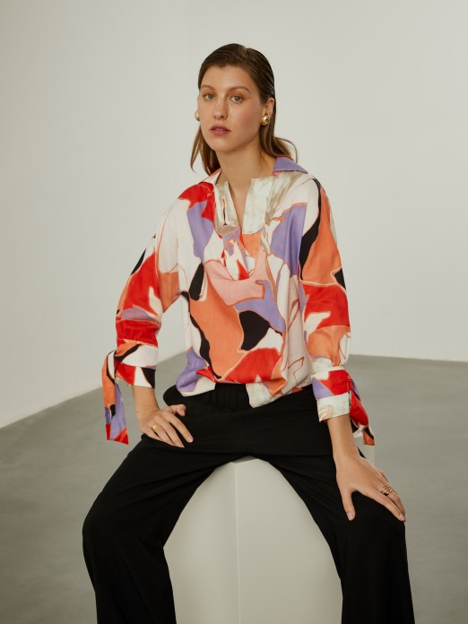 Abstract pattern blouse