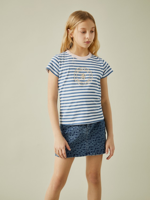 T-shirt às riscas