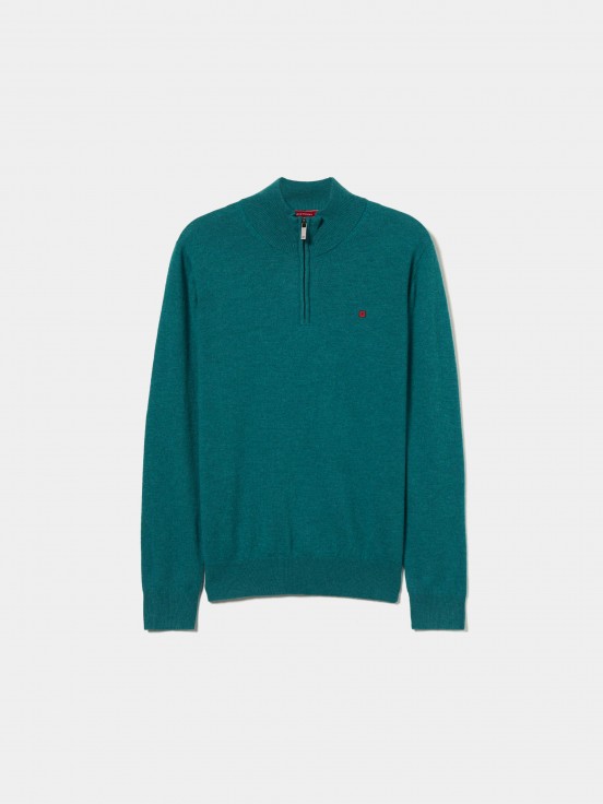 Sweater with zipper