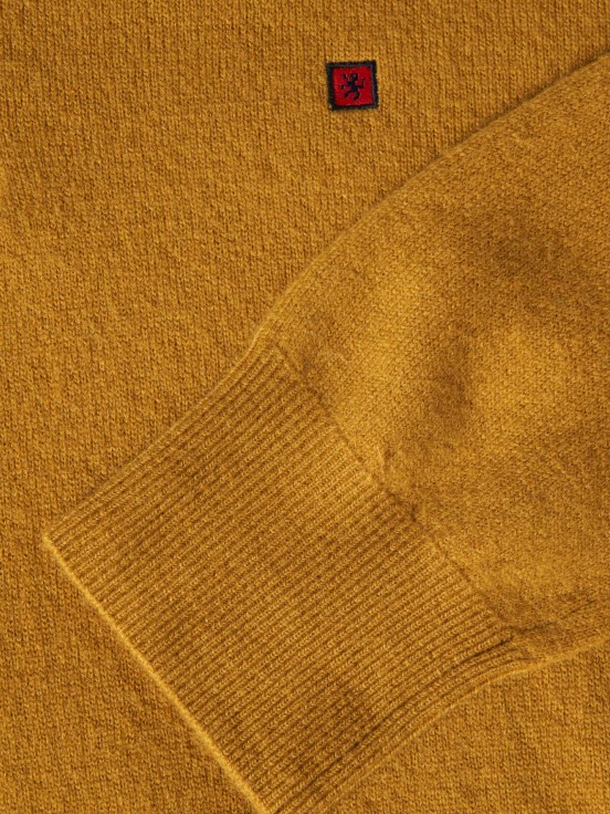Sweater with zipper