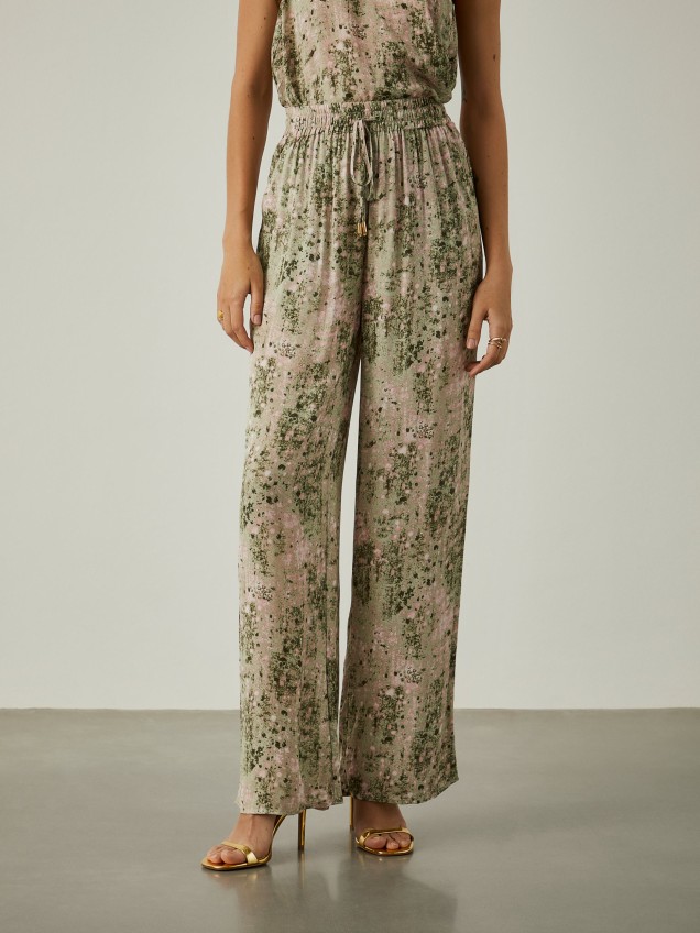 Wide leg pants