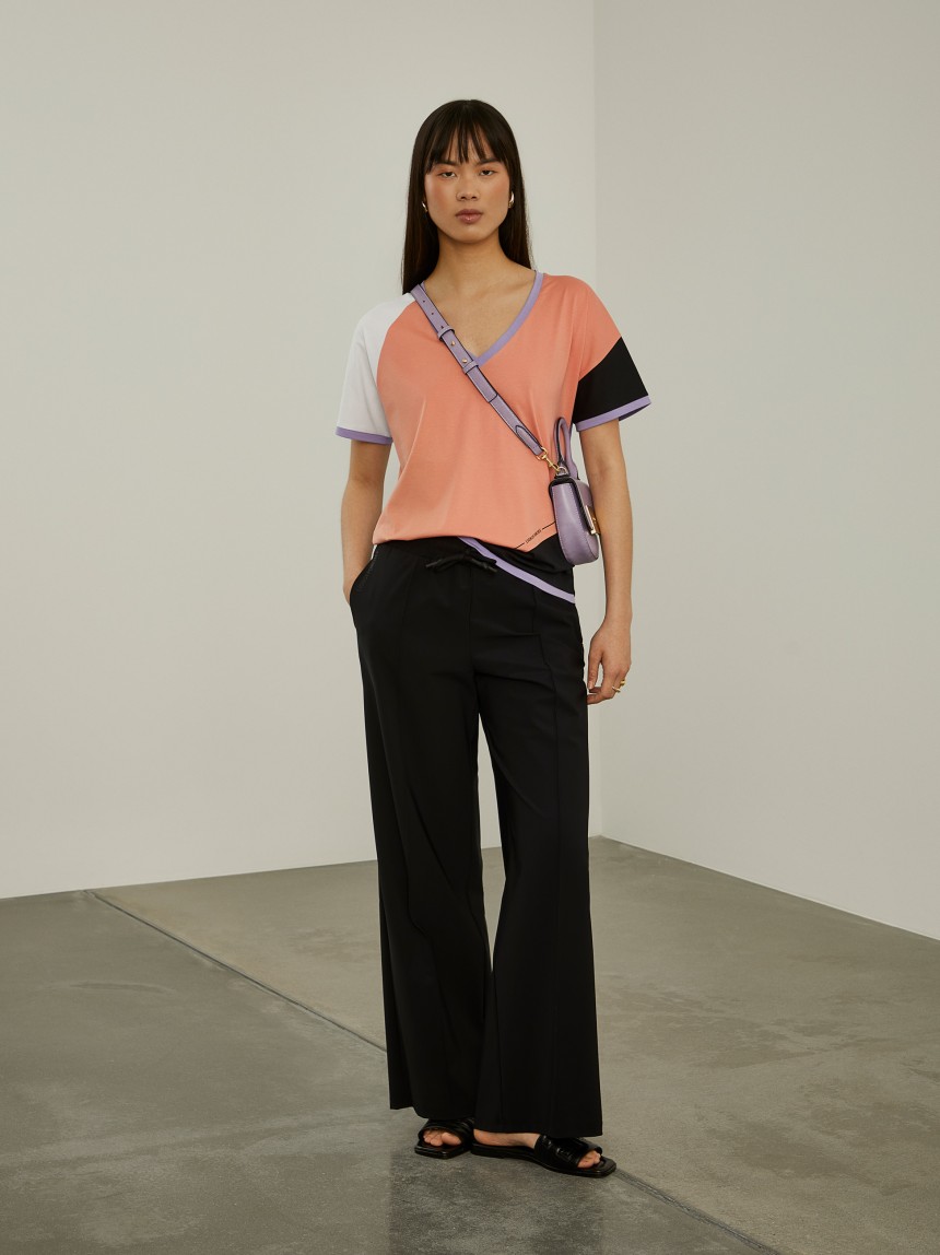 Color block t-shirt
