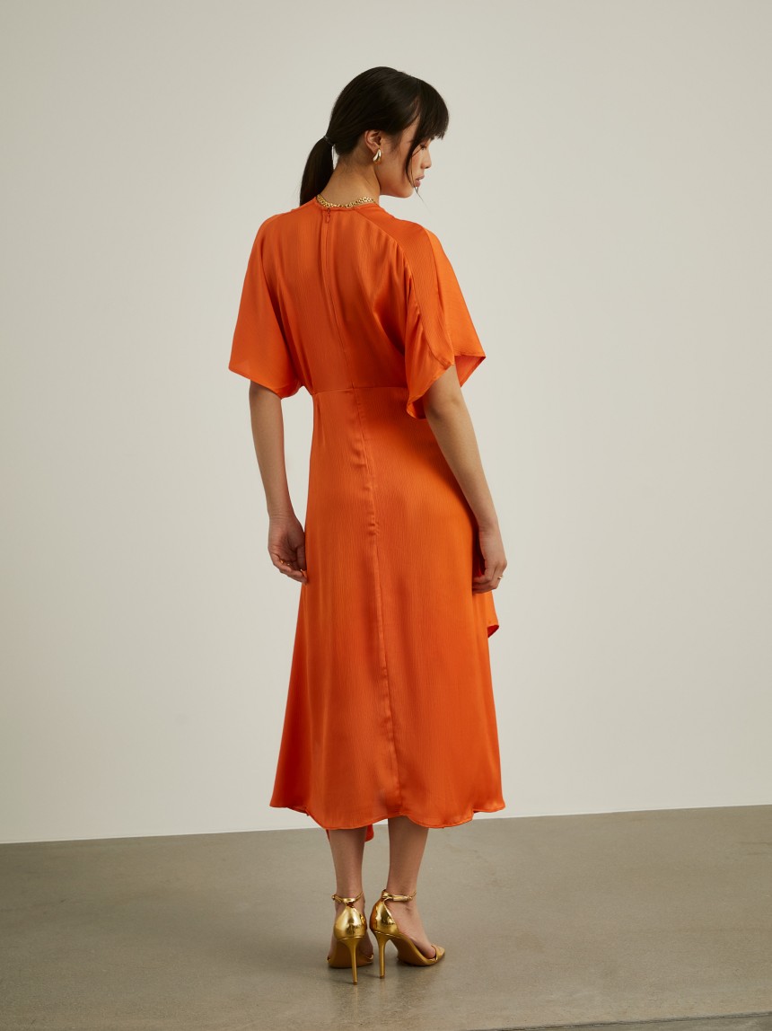 Vestido assim�trico