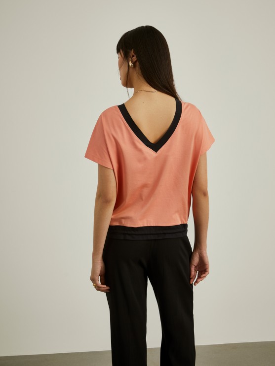 Color block t-shirt