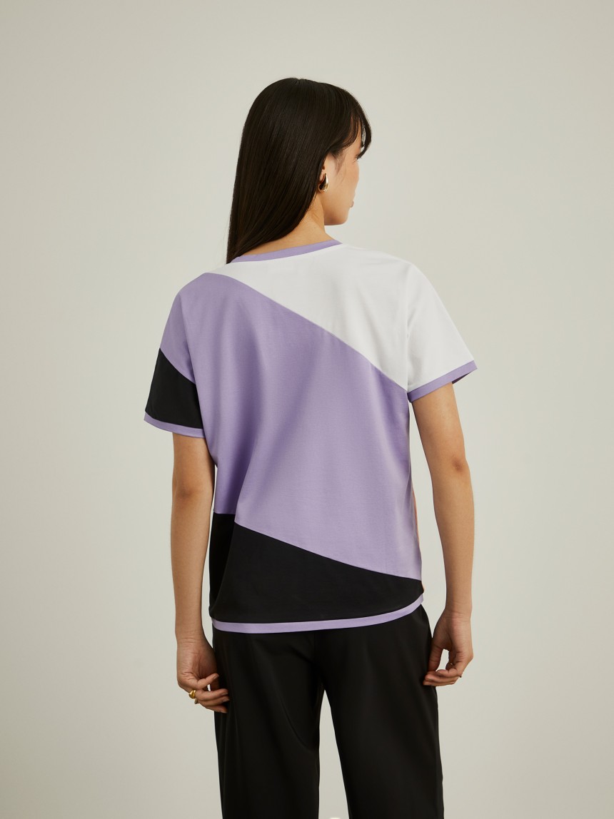 Color block t-shirt