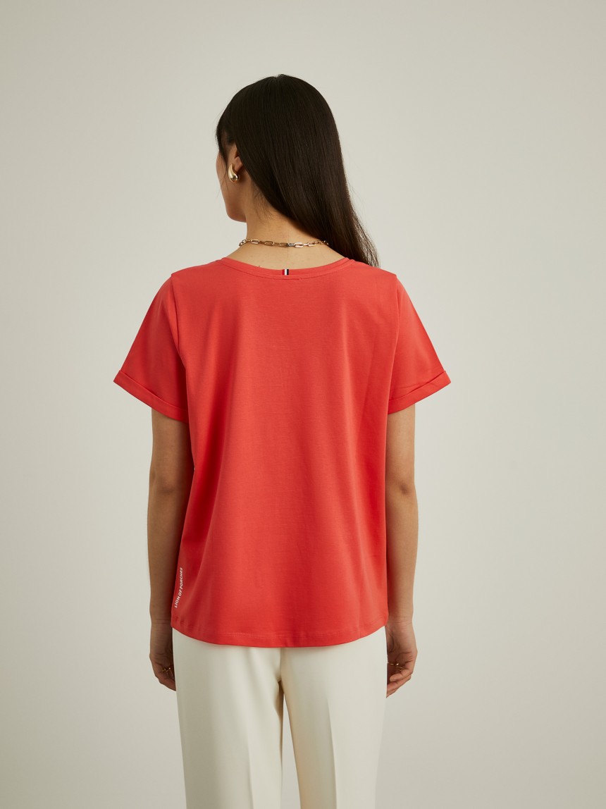 T-shirt b�sica de algod�o