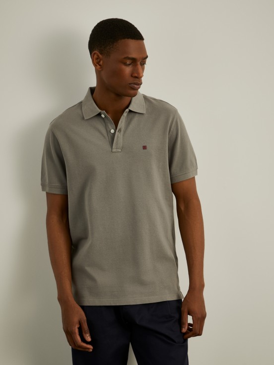 Polo bsico regular fit
