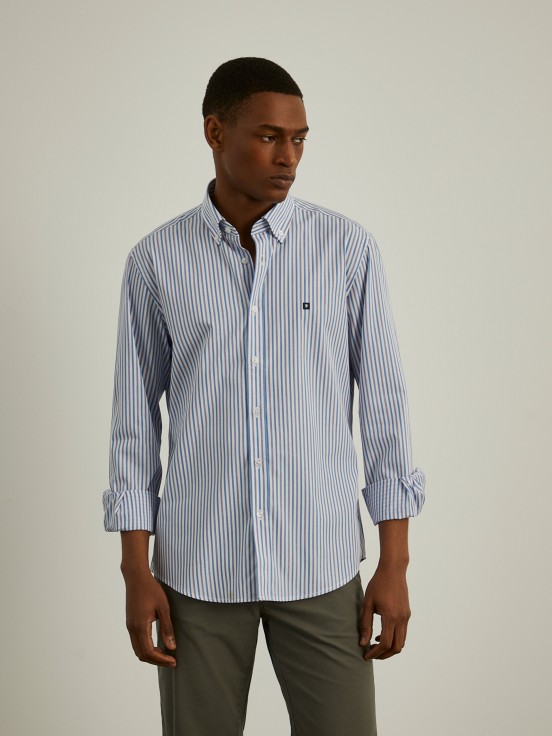 Slim fit striped shirt