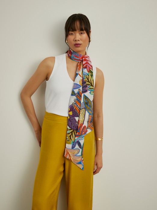 Top with tropical ribbon