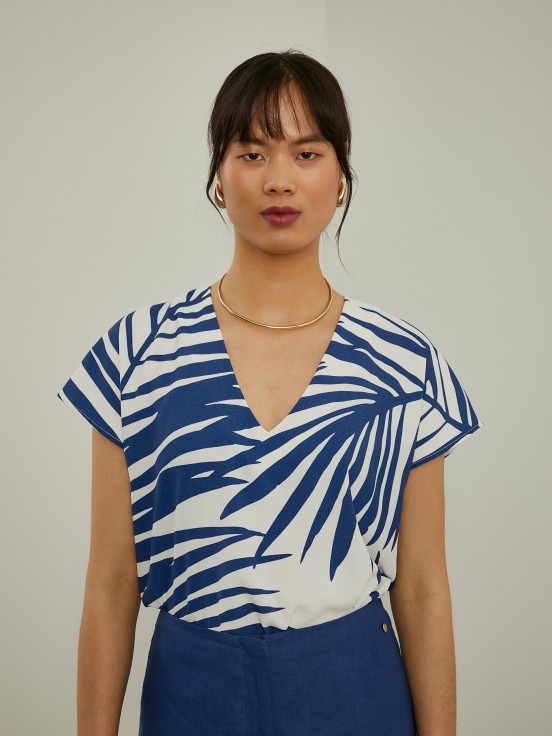 Palm trees pattern blouse