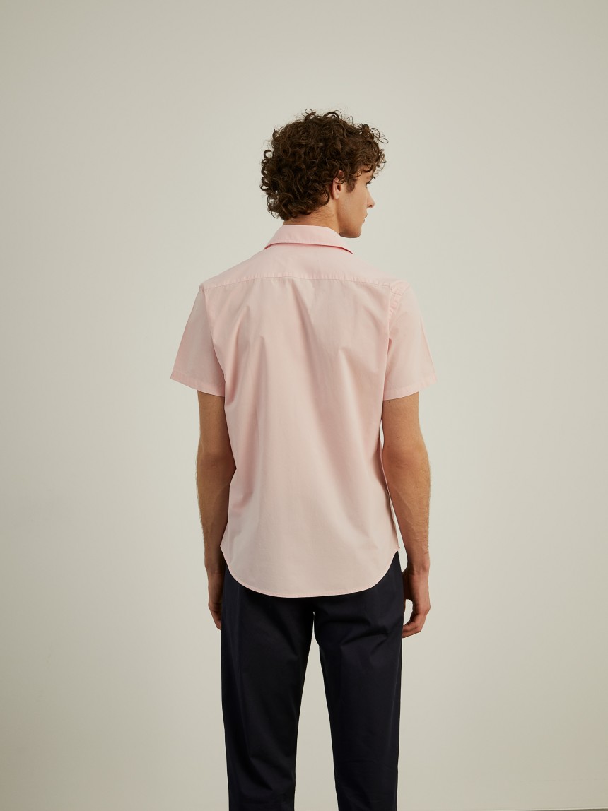 Short sleeved shirt