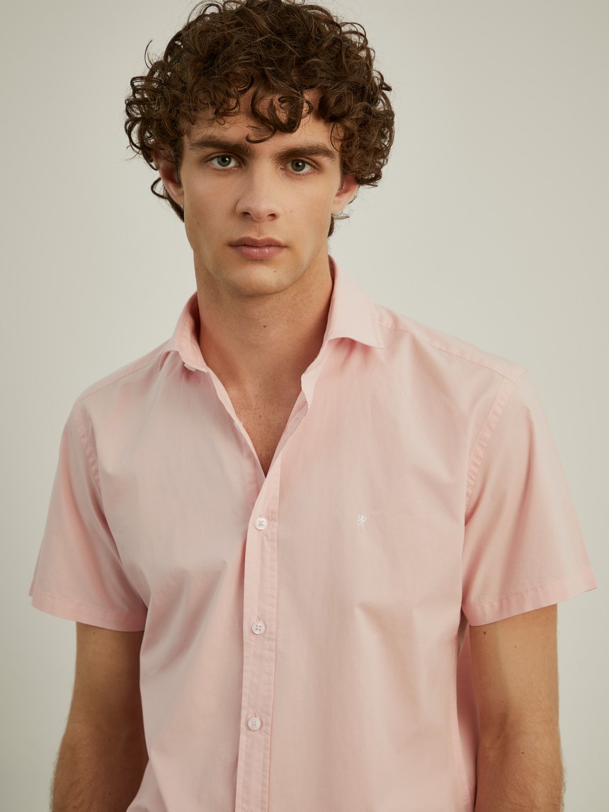 Short sleeved shirt