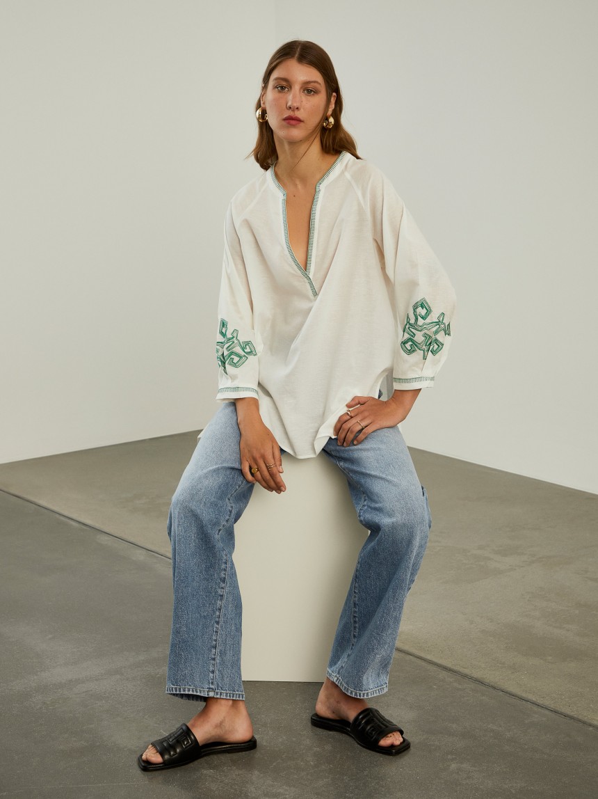 Blusa com bordado